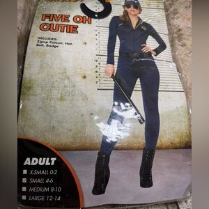 Spirit Halloween women’s police costume size small